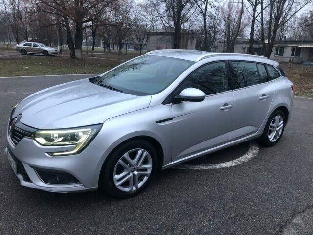 Сірий Рено Меган, об'ємом двигуна 1.5 л та пробігом 154 тис. км за 12500 $, фото 1 на Automoto.ua