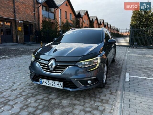 Серый Рено Меган, объемом двигателя 1.6 л и пробегом 215 тыс. км за 11999 $, фото 1 на Automoto.ua