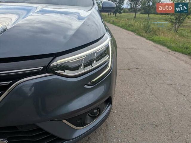 Серый Рено Меган, объемом двигателя 1.46 л и пробегом 236 тыс. км за 13000 $, фото 1 на Automoto.ua