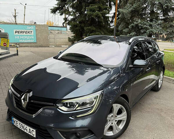 Сірий Рено Меган, об'ємом двигуна 1.46 л та пробігом 230 тис. км за 12500 $, фото 1 на Automoto.ua