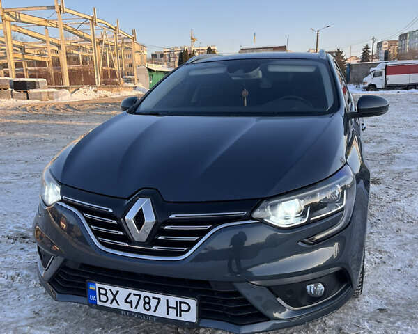 Серый Рено Меган, объемом двигателя 1.5 л и пробегом 224 тыс. км за 11900 $, фото 1 на Automoto.ua