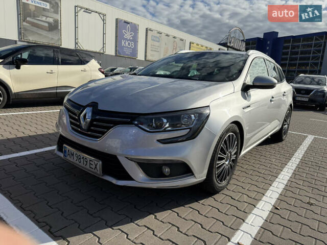 Рено Меган 2017 в Софіївська Борщагівка на Automoto.ua Серый Рено Меган, объемом двигателя 1.5 л и пробегом 230 тыс. км за 11500 $, фото 1 на Automoto.ua