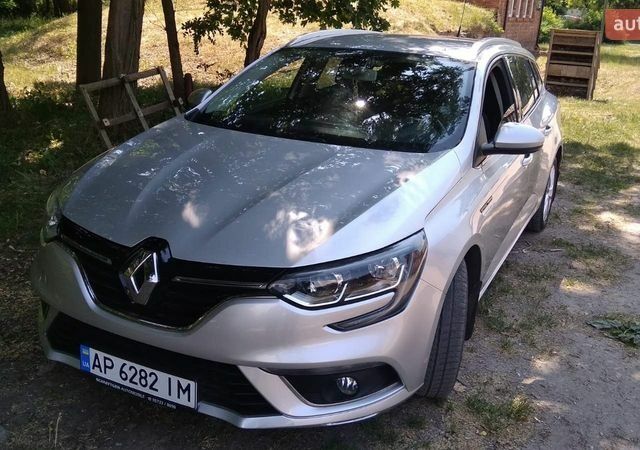 Серый Рено Меган, объемом двигателя 1.46 л и пробегом 100 тыс. км за 12700 $, фото 1 на Automoto.ua