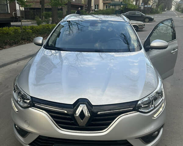 Серый Рено Меган, объемом двигателя 1.46 л и пробегом 163 тыс. км за 13500 $, фото 1 на Automoto.ua