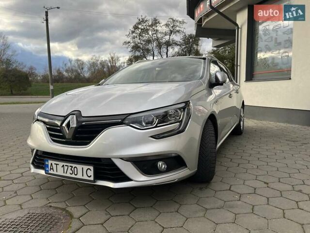 Серый Рено Меган, объемом двигателя 1.46 л и пробегом 239 тыс. км за 12400 $, фото 1 на Automoto.ua