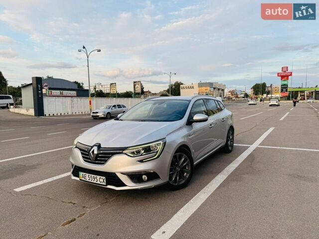 Серый Рено Меган, объемом двигателя 1.46 л и пробегом 232 тыс. км за 13450 $, фото 1 на Automoto.ua