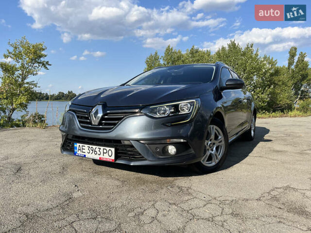 Сірий Рено Меган, об'ємом двигуна 1.46 л та пробігом 177 тис. км за 14900 $, фото 1 на Automoto.ua