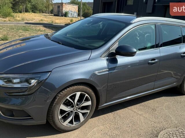 Сірий Рено Меган, об'ємом двигуна 1.46 л та пробігом 193 тис. км за 14300 $, фото 1 на Automoto.ua