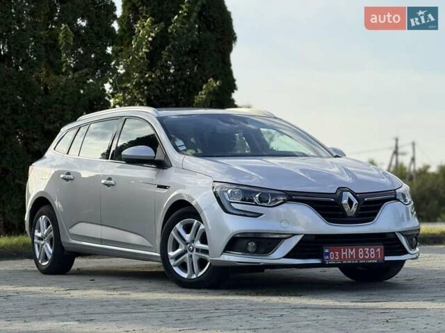 Сірий Рено Меган, об'ємом двигуна 1.5 л та пробігом 237 тис. км за 13450 $, фото 1 на Automoto.ua