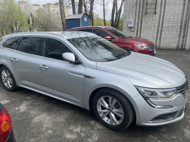 Серый Рено Меган, объемом двигателя 2 л и пробегом 197 тыс. км за 16100 $, фото 1 на Automoto.ua