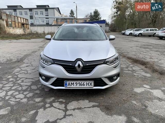 Серый Рено Меган, объемом двигателя 1.46 л и пробегом 230 тыс. км за 13400 $, фото 1 на Automoto.ua