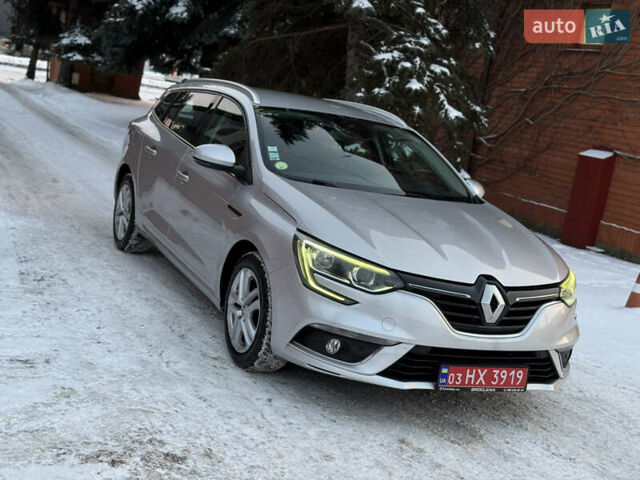 Серый Рено Меган, объемом двигателя 1.46 л и пробегом 128 тыс. км за 15300 $, фото 1 на Automoto.ua