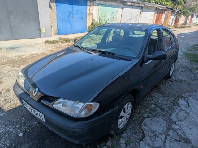 Синій Рено Меган, об'ємом двигуна 1.4 л та пробігом 330 тис. км за 1700 $, фото 1 на Automoto.ua