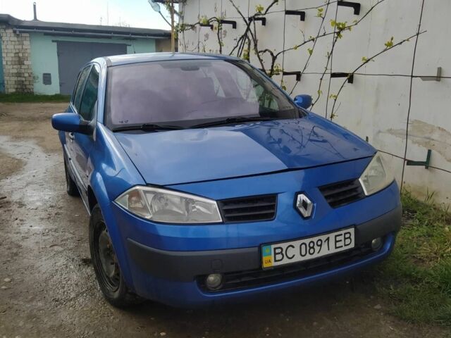 Синій Рено Меган, об'ємом двигуна 1 л та пробігом 360 тис. км за 3200 $, фото 1 на Automoto.ua