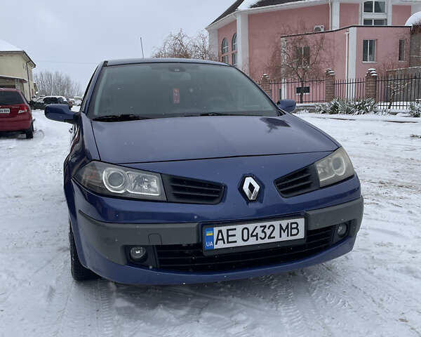 Синий Рено Меган, объемом двигателя 1.87 л и пробегом 245 тыс. км за 4650 $, фото 1 на Automoto.ua