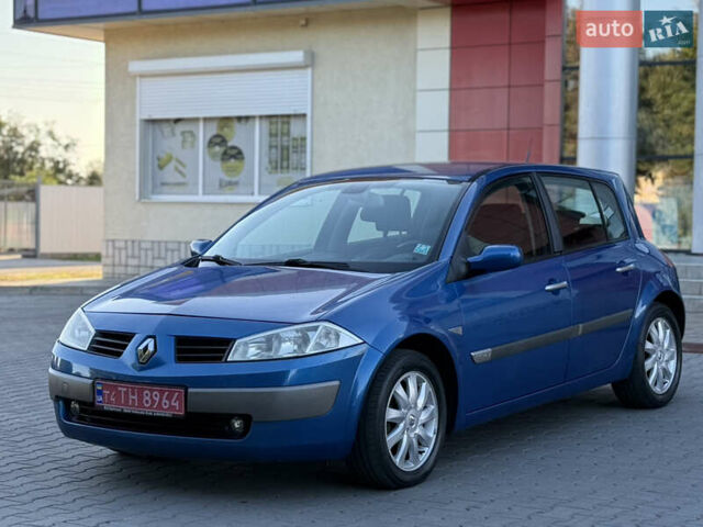 Синій Рено Меган, об'ємом двигуна 1.6 л та пробігом 200 тис. км за 5550 $, фото 1 на Automoto.ua