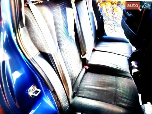 Синий Рено Меган, объемом двигателя 1.6 л и пробегом 363 тыс. км за 3000 $, фото 1 на Automoto.ua