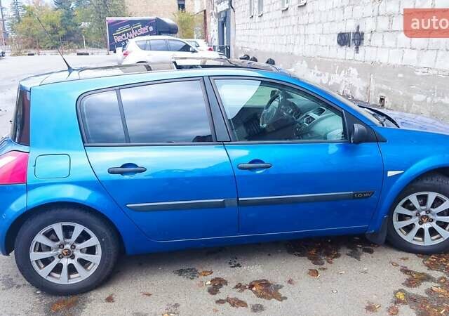 Синій Рено Меган, об'ємом двигуна 1.6 л та пробігом 224 тис. км за 4400 $, фото 1 на Automoto.ua