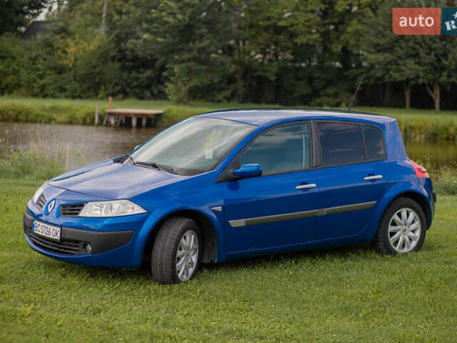 Синий Рено Меган, объемом двигателя 1.9 л и пробегом 222 тыс. км за 4800 $, фото 1 на Automoto.ua