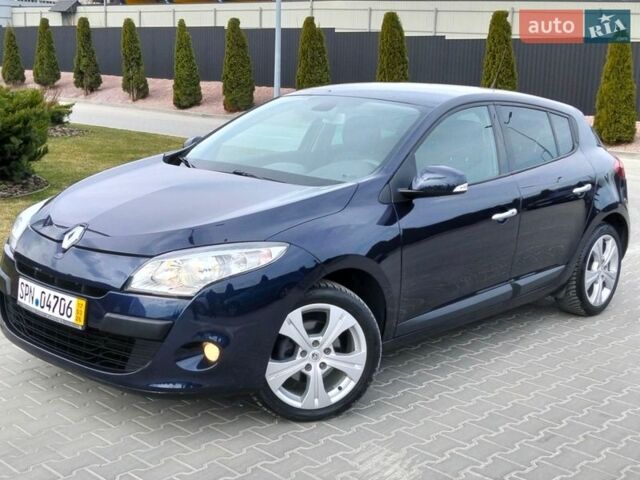 Синій Рено Меган, об'ємом двигуна 1.6 л та пробігом 210 тис. км за 7100 $, фото 1 на Automoto.ua