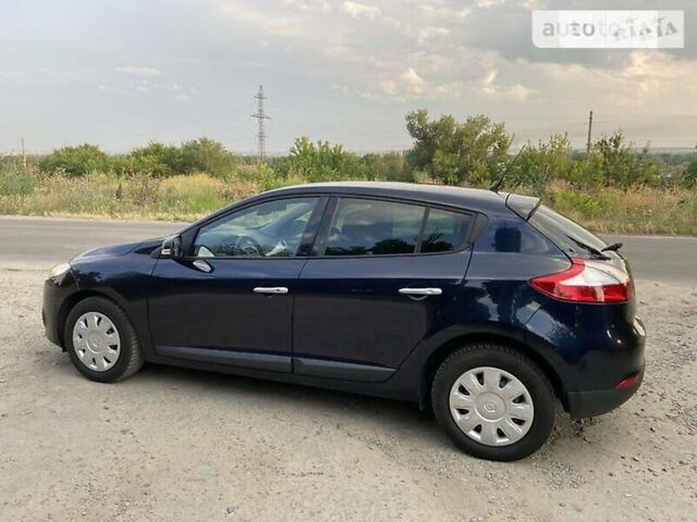 Синій Рено Меган, об'ємом двигуна 1.6 л та пробігом 204 тис. км за 6500 $, фото 1 на Automoto.ua
