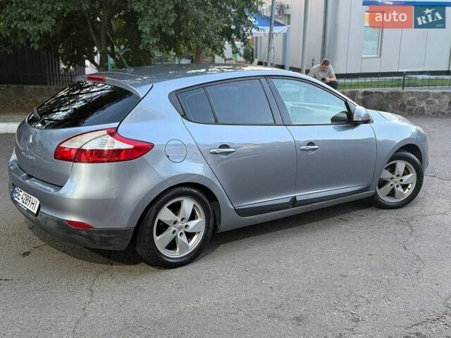 Синій Рено Меган, об'ємом двигуна 1.6 л та пробігом 213 тис. км за 6000 $, фото 1 на Automoto.ua