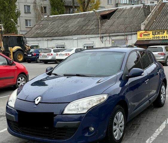 Синий Рено Меган, объемом двигателя 1.6 л и пробегом 252 тыс. км за 5999 $, фото 1 на Automoto.ua