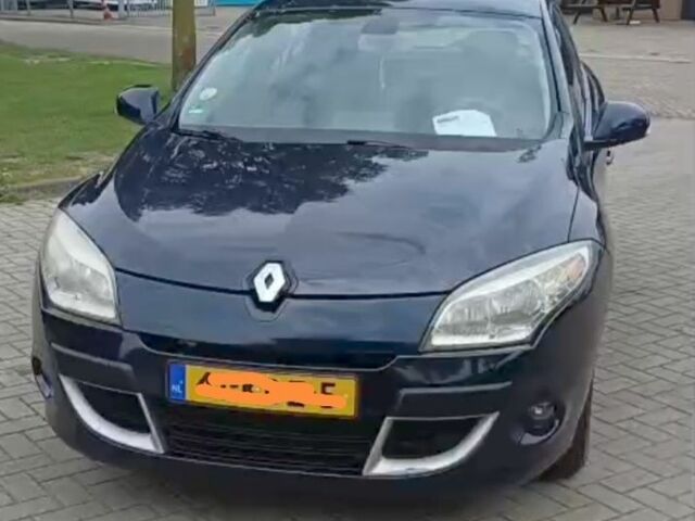 Синий Рено Меган, объемом двигателя 0 л и пробегом 220 тыс. км за 7100 $, фото 1 на Automoto.ua