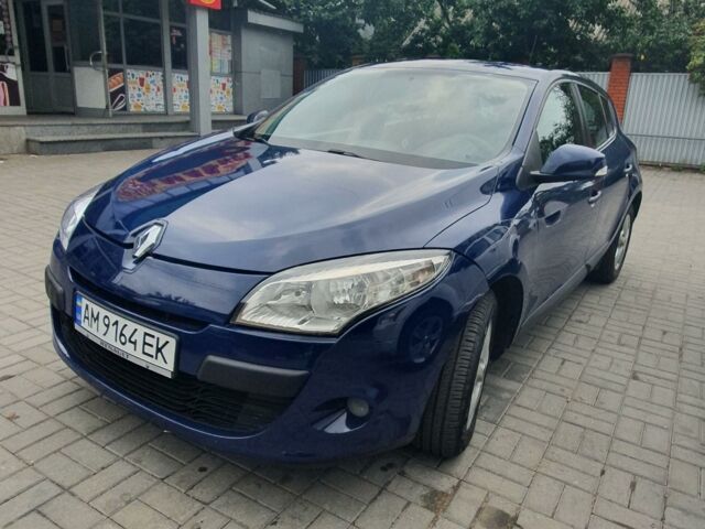 Синій Рено Меган, об'ємом двигуна 1.6 л та пробігом 186 тис. км за 5600 $, фото 1 на Automoto.ua