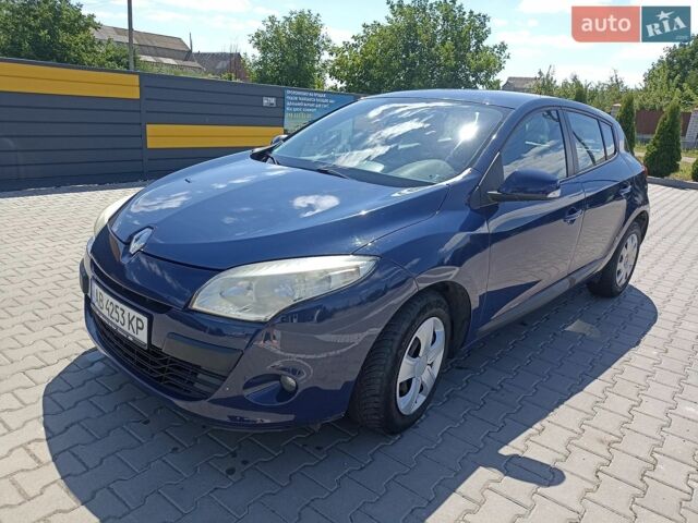 Синий Рено Меган, объемом двигателя 1.46 л и пробегом 227 тыс. км за 5700 $, фото 1 на Automoto.ua