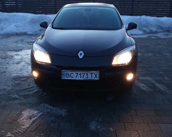 Синий Рено Меган, объемом двигателя 1.6 л и пробегом 178 тыс. км за 6600 $, фото 1 на Automoto.ua