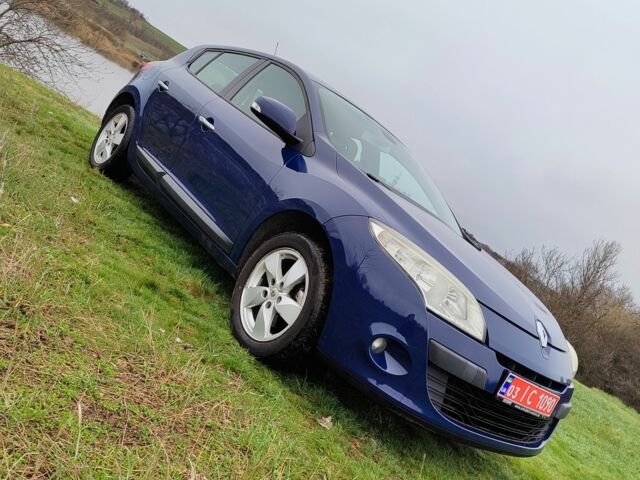 Синий Рено Меган, объемом двигателя 1.6 л и пробегом 197 тыс. км за 6700 $, фото 1 на Automoto.ua