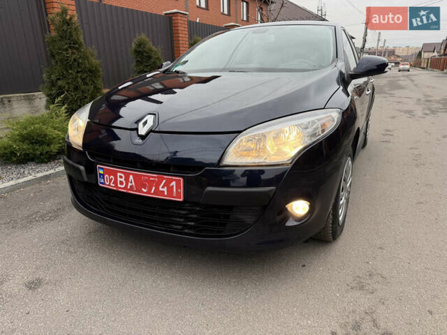 Синий Рено Меган, объемом двигателя 0 л и пробегом 200 тыс. км за 6600 $, фото 1 на Automoto.ua