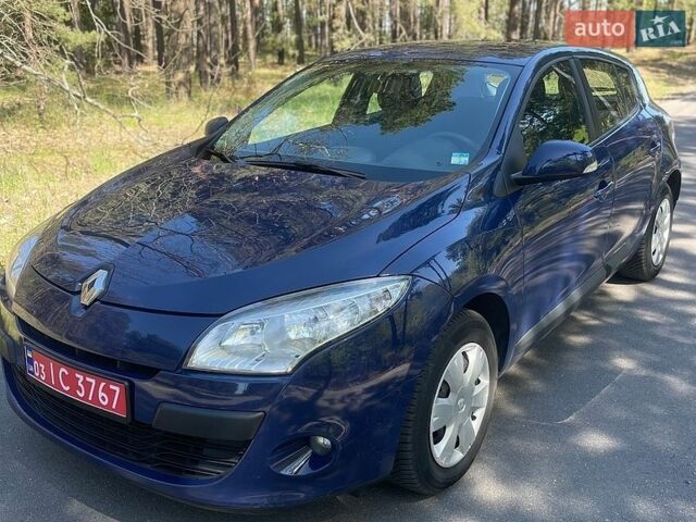 Синий Рено Меган, объемом двигателя 1.6 л и пробегом 208 тыс. км за 6200 $, фото 1 на Automoto.ua