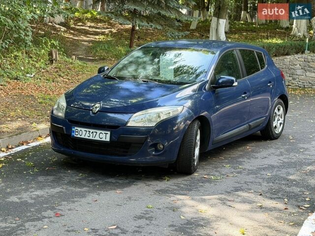 Синий Рено Меган, объемом двигателя 1.46 л и пробегом 220 тыс. км за 5500 $, фото 1 на Automoto.ua