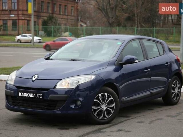 Синий Рено Меган, объемом двигателя 1.6 л и пробегом 239 тыс. км за 6900 $, фото 1 на Automoto.ua