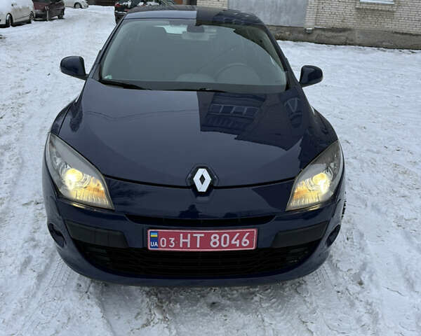 Синій Рено Меган, об'ємом двигуна 1.6 л та пробігом 227 тис. км за 6150 $, фото 1 на Automoto.ua