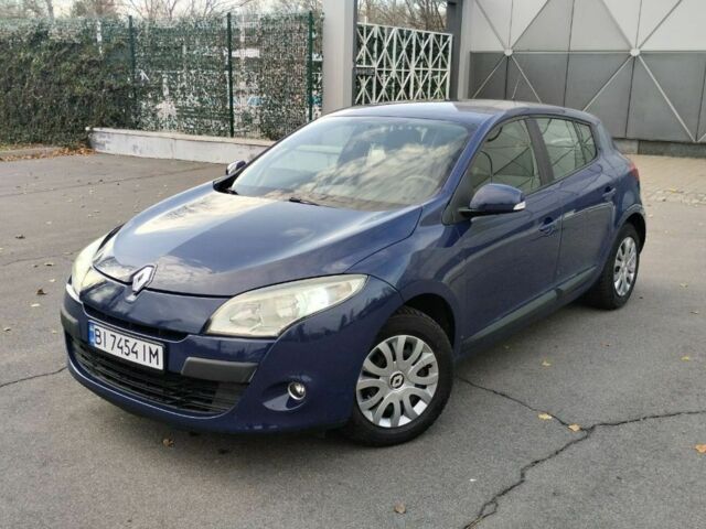 Синий Рено Меган, объемом двигателя 1.6 л и пробегом 290 тыс. км за 6000 $, фото 1 на Automoto.ua