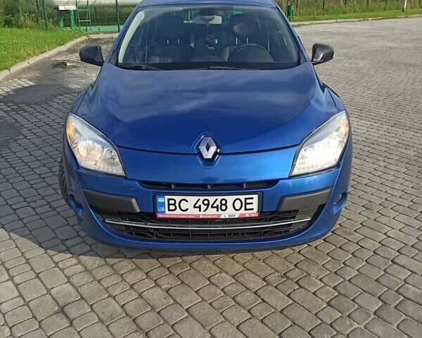 Синій Рено Меган, об'ємом двигуна 1.5 л та пробігом 270 тис. км за 5600 $, фото 1 на Automoto.ua