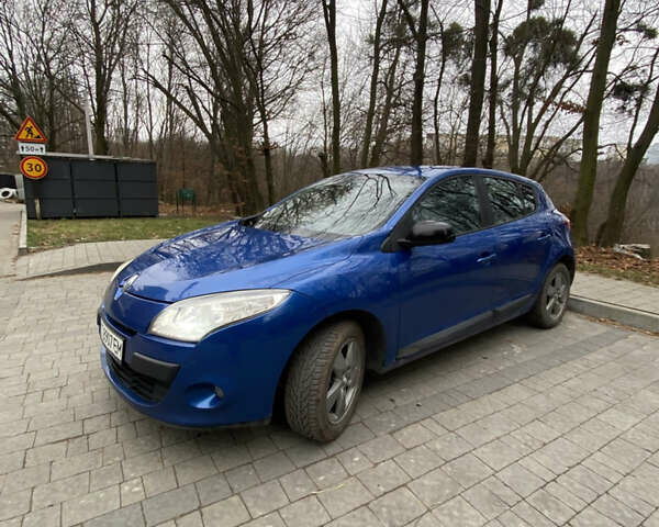 Синий Рено Меган, объемом двигателя 1.5 л и пробегом 255 тыс. км за 5999 $, фото 1 на Automoto.ua