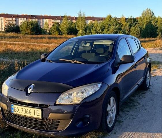 Синій Рено Меган, об'ємом двигуна 1.6 л та пробігом 247 тис. км за 4804 $, фото 1 на Automoto.ua