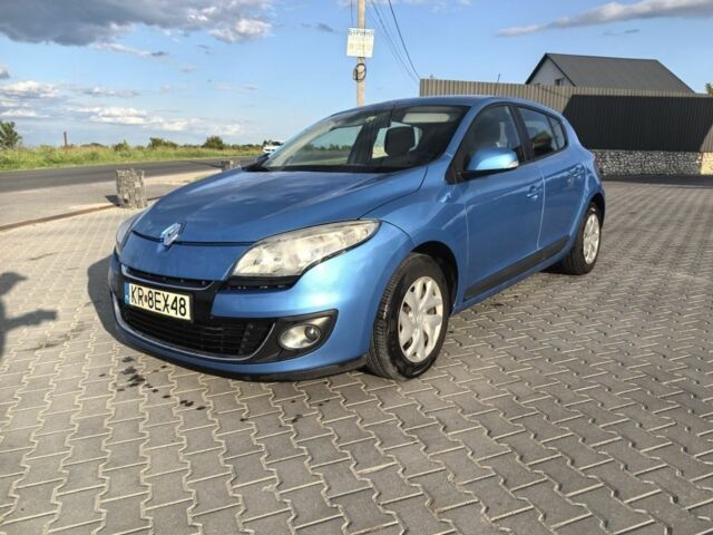 Синий Рено Меган, объемом двигателя 0 л и пробегом 186 тыс. км за 3500 $, фото 1 на Automoto.ua