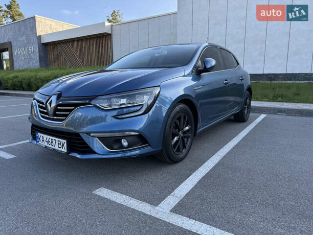 Синий Рено Меган, объемом двигателя 1.2 л и пробегом 201 тыс. км за 10299 $, фото 1 на Automoto.ua