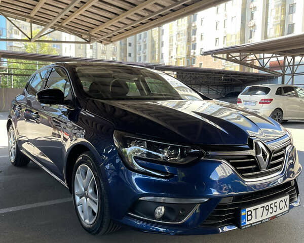 Синий Рено Меган, объемом двигателя 1.46 л и пробегом 170 тыс. км за 11300 $, фото 1 на Automoto.ua