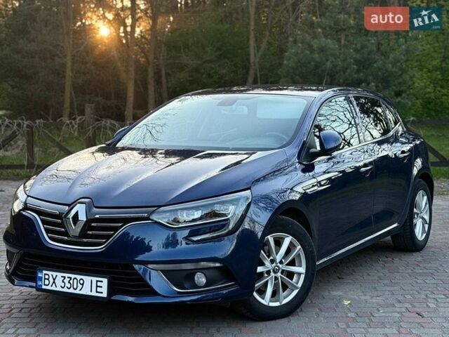 Синий Рено Меган, объемом двигателя 1.2 л и пробегом 201 тыс. км за 11200 $, фото 1 на Automoto.ua