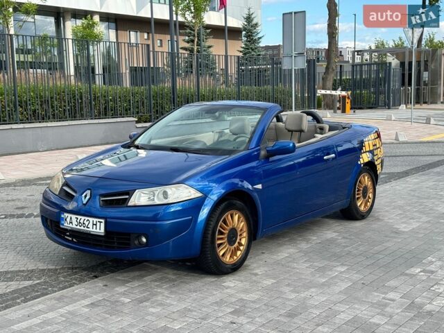 Синій Рено Меган, об'ємом двигуна 2 л та пробігом 195 тис. км за 4700 $, фото 1 на Automoto.ua