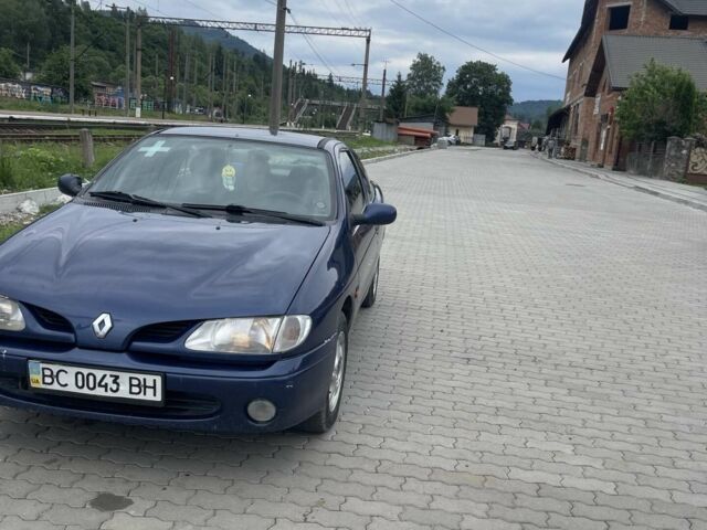 Синий Рено Меган, объемом двигателя 2 л и пробегом 280 тыс. км за 1750 $, фото 1 на Automoto.ua