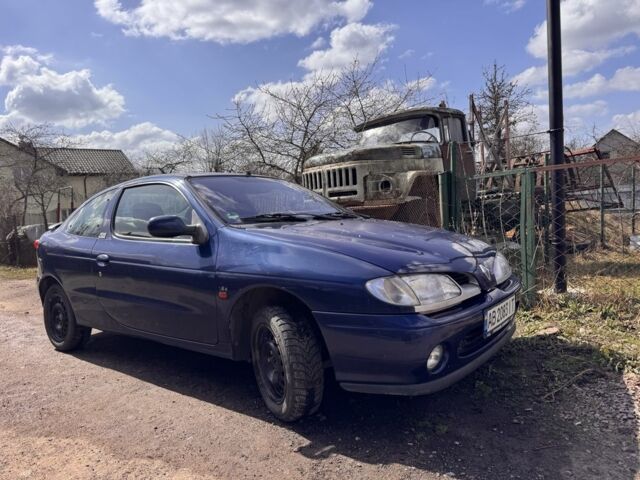 Синий Рено Меган, объемом двигателя 1.6 л и пробегом 199 тыс. км за 2000 $, фото 1 на Automoto.ua