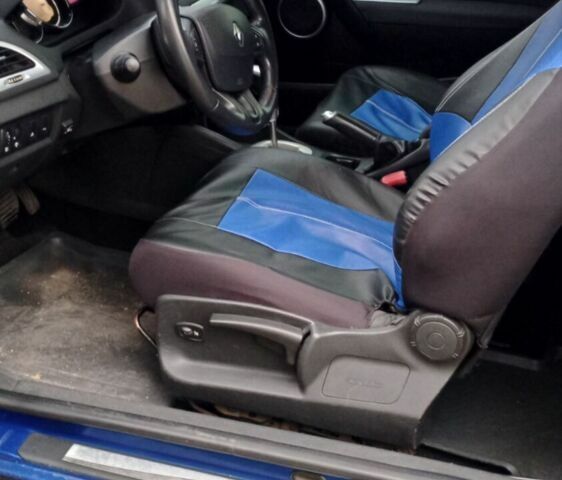 Синий Рено Меган, объемом двигателя 2 л и пробегом 255 тыс. км за 5500 $, фото 1 на Automoto.ua