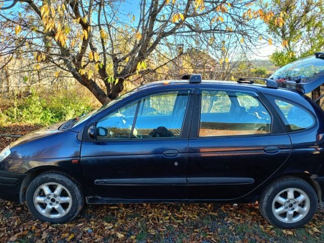 Синий Рено Меган, объемом двигателя 0 л и пробегом 298 тыс. км за 3400 $, фото 1 на Automoto.ua